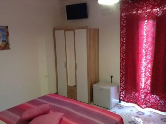 Basic Üç Kişilik Oda