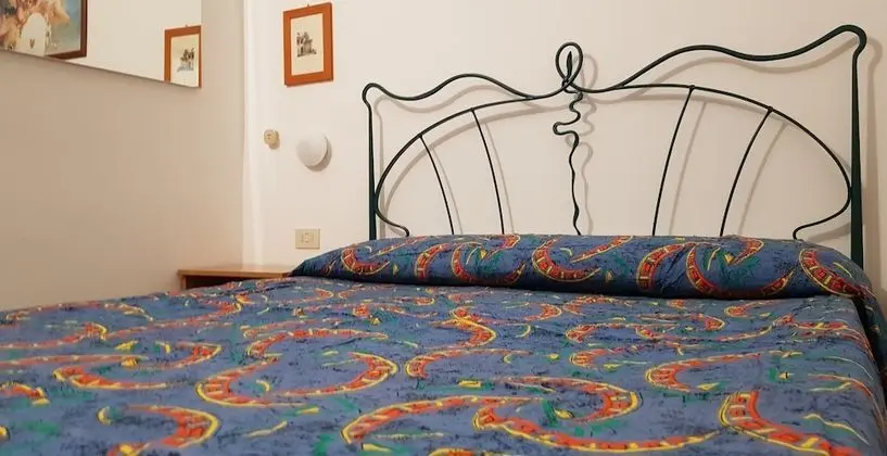 Tek Büyük Yataklı Oda (Montemignaio)