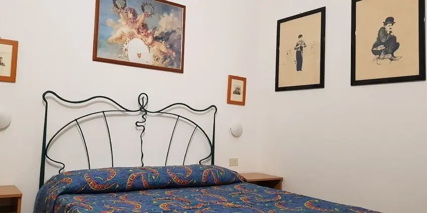 Tek Büyük Yataklı Oda (Montemignaio)