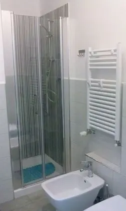 Deluxe Tek Büyük Yataklı Oda, Banyolu/Duşlu