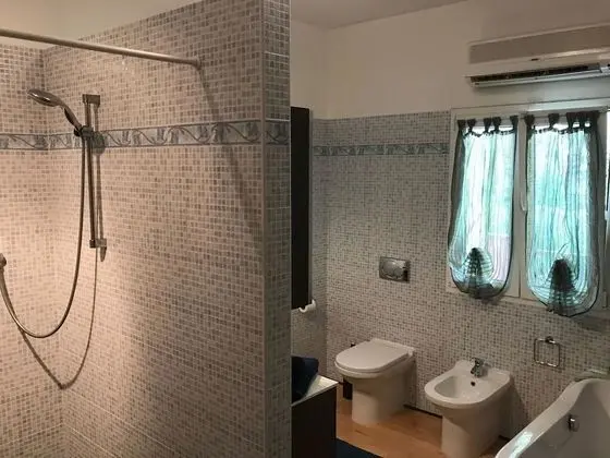 Tek Büyük Yataklı Oda, Özel Banyo (1)