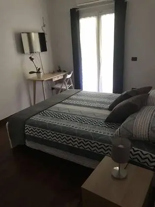 Tek Büyük Yataklı Oda, Özel Banyo (2)