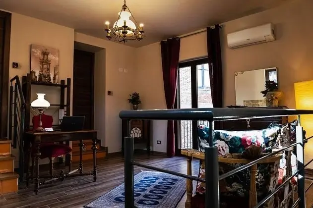 Tek Büyük veya İki Ayrı Yataklı Oda, Balkon