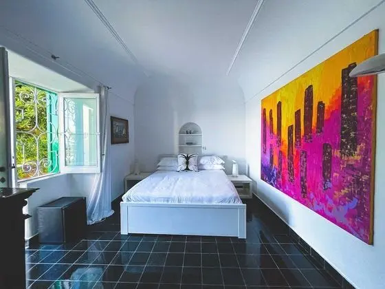 Standard Tek Büyük Yataklı Oda, Havuz Manzaralı