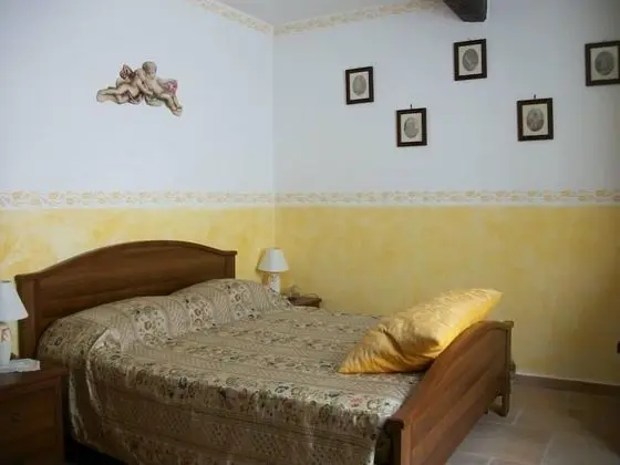 Tek Büyük Yataklı Oda, Ortak Banyo