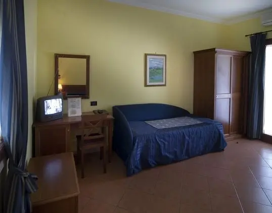 Basic Üç Kişilik Oda, Engellilere Uygun