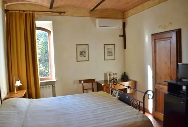 Basic Tek Büyük Yataklı Oda