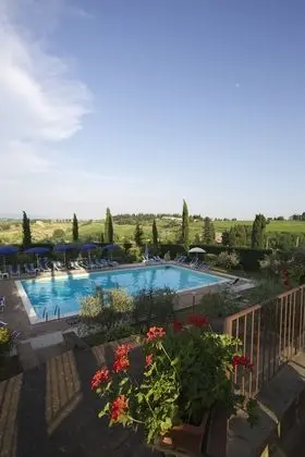 Basic Tek Büyük Yataklı Oda