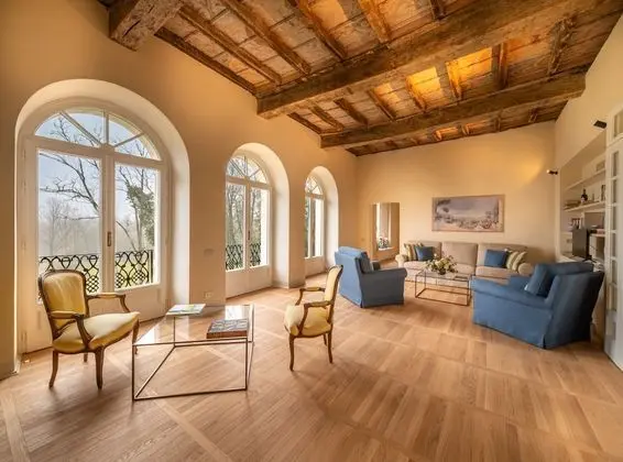 Presidential Süit, Havuz Manzaralı