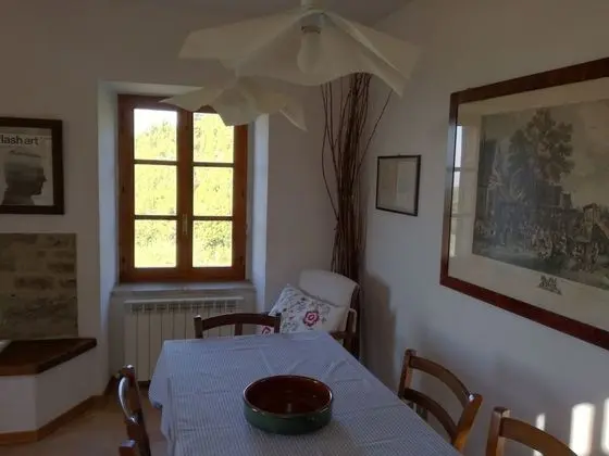 Exclusive Ev, 3 Yatak Odası, Park Manzaralı, Bahçeli (La dimora nel casale)