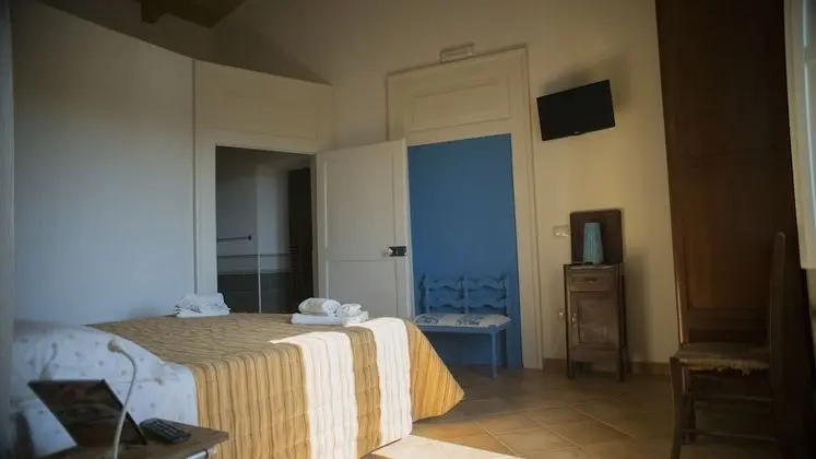 Basic Tek Büyük Yataklı Oda