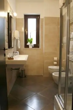 Classic Tek Büyük veya İki Ayrı Yataklı Oda