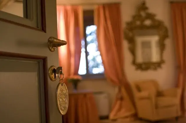 Standard Süit (Guardi)