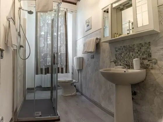 Classic Tek Büyük Yataklı Oda (Torre Pettini)