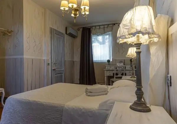 Deluxe Tek Büyük Yataklı Oda (Torre Salvucci)