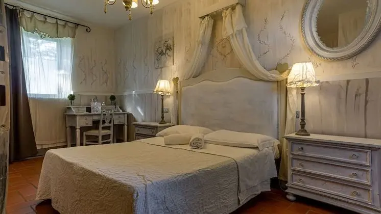 Deluxe Tek Büyük Yataklı Oda (Torre Salvucci)