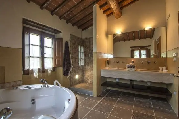 Villa, 6 Yatak Odası