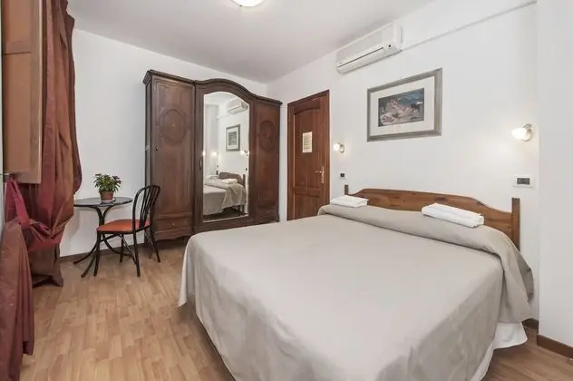 Tek Büyük veya İki Ayrı Yataklı Oda