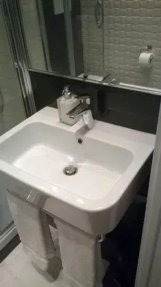 Tek Büyük veya İki Ayrı Yataklı Oda, Sigara İçilmez