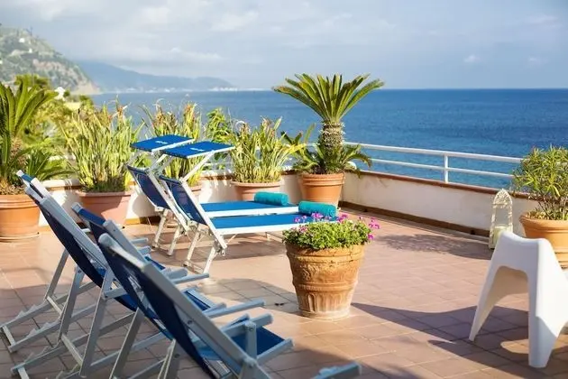 Classic Tek Büyük Yataklı Oda, 1 Yatak Odası, Özel Banyo, Deniz Manzaralı