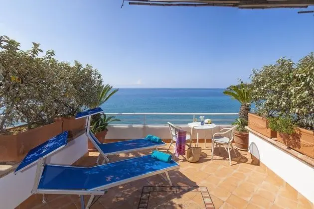 Superior Tek Büyük Yataklı Oda, Özel Banyo, Deniz Manzaralı