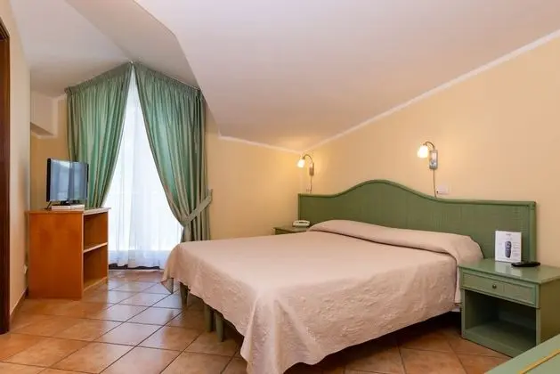 Junior Süit, Birden Çok Yatak, Balkon