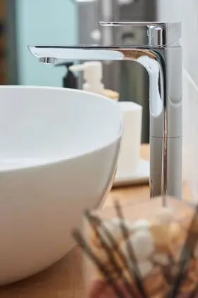 Tek Büyük Yataklı Oda, Banyolu/Duşlu