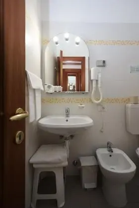 Classic Tek Büyük veya İki Ayrı Yataklı Oda, Bahçe Manzaralı