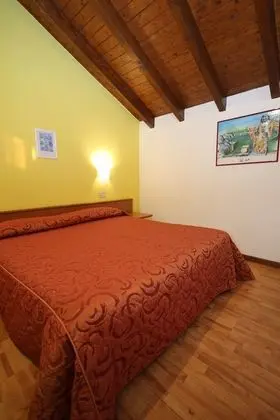 Dört Kişilik Oda (Mansarda)