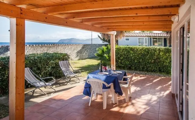 Elite Bungalov, 1 Büyük (Queen) Boy Yatak (2 Pax)