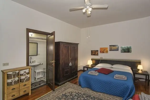 Comfort Üç Kişilik Oda, Özel Banyo (Room 05)