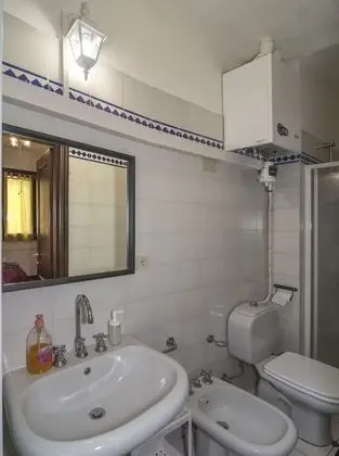 Comfort Üç Kişilik Oda, Özel Banyo (Room 05)