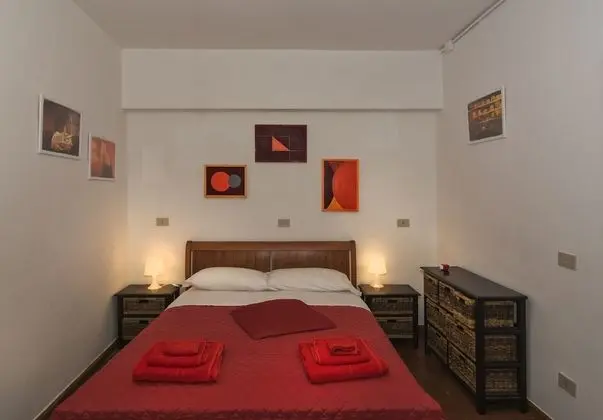 Senior Tek Büyük Yataklı Oda (Room 01)
