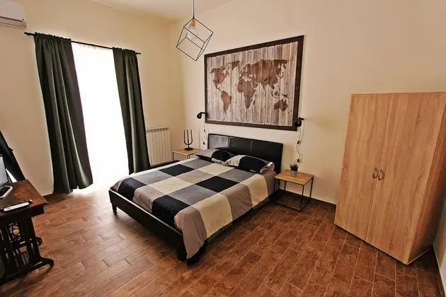 Deluxe Üç Kişilik Oda, Balkon