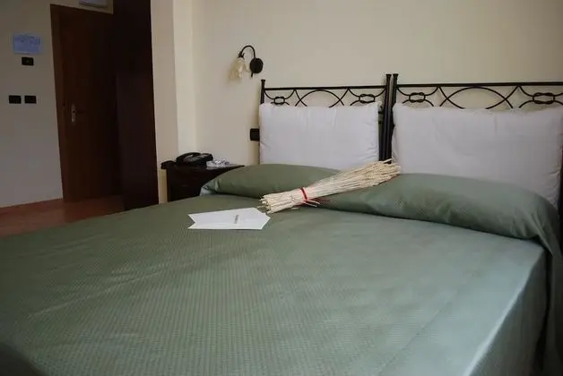 Standard Tek Büyük veya İki Ayrı Yataklı Oda