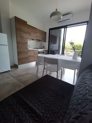 Standard Apart Daire, Bahçe Manzaralı