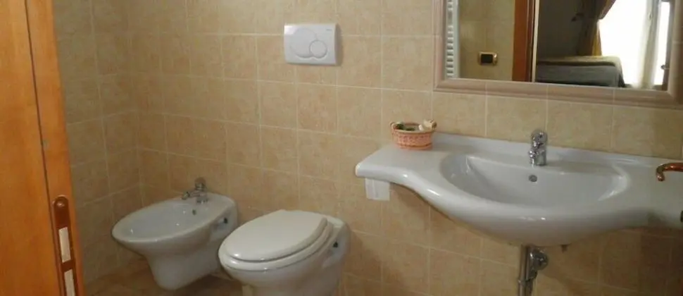 Standard Tek Büyük veya İki Ayrı Yataklı Oda
