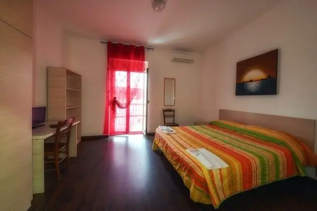 Stüdyo, Deniz Manzaralı