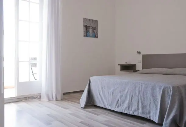 Basic Üç Kişilik Oda, 1 Yatak Odası, Balkon, Kule