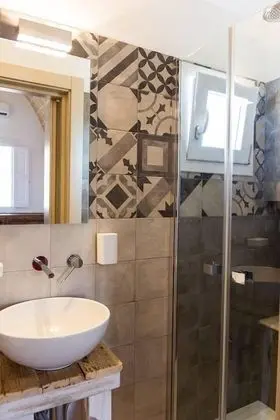 Comfort Tek Büyük Yataklı Oda, 1 Yatak Odası, Banyolu/Duşlu