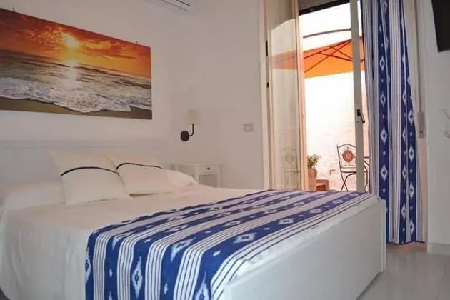 Tek Büyük Yataklı Oda, Bahçe Manzaralı, Zemin Kat