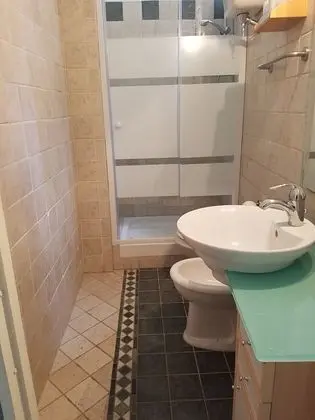 Basic Dört Kişilik Oda, Birden Çok Yatak Odası