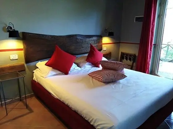 Comfort Tek Büyük Yataklı Oda