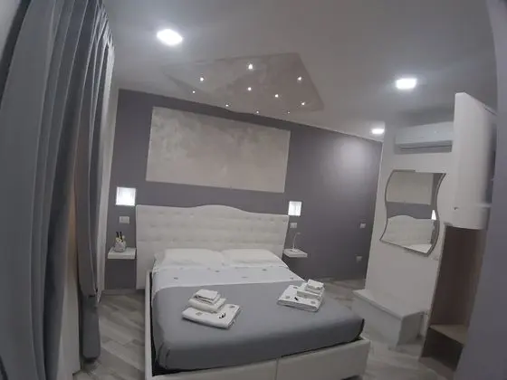 Tek Büyük veya İki Ayrı Yataklı Oda