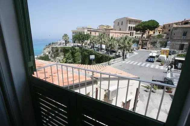 Deluxe Tek Büyük Yataklı Oda, Balkon, Deniz Manzaralı (Principessa Costanza)