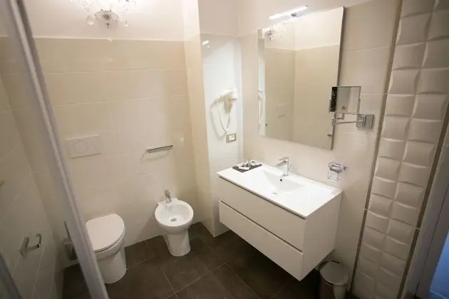 Deluxe Tek Büyük Yataklı Oda, Balkon, Deniz Manzaralı (Principessa Costanza)