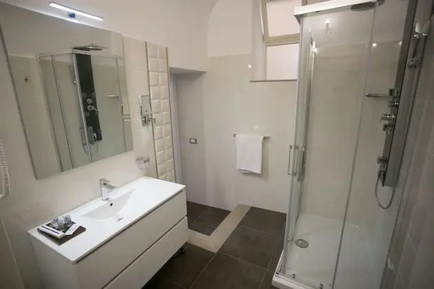 Deluxe Tek Büyük Yataklı Oda, Balkon, Deniz Manzaralı (Principessa Costanza)