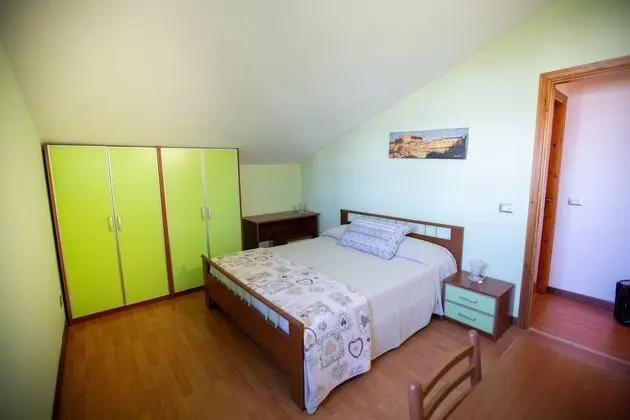 Classic Tek Büyük Yataklı Oda