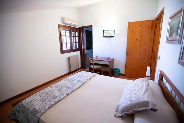 Classic Tek Büyük Yataklı Oda