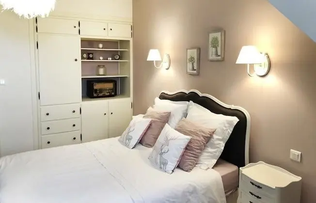 Basic Tek Büyük Yataklı Oda (La Romantique)